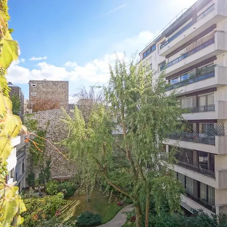 Kleber Flat By Excellences * Parijs